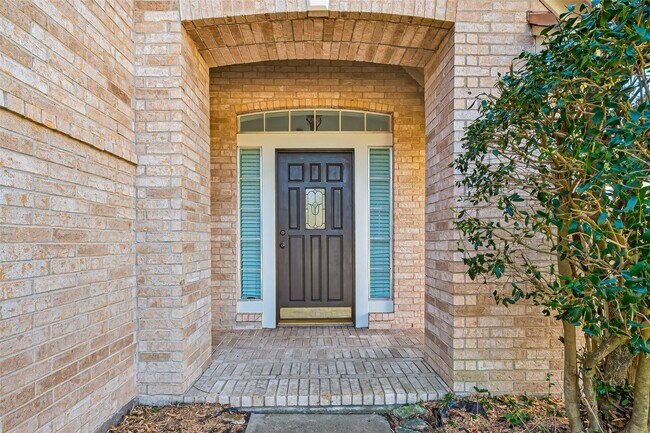 Building Photo - 15619 Winding Valley Dr