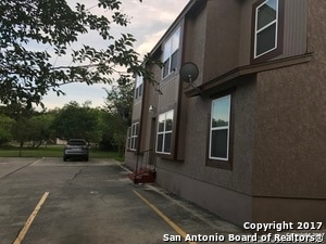 Building Photo - 1403 Loma Alto Rd