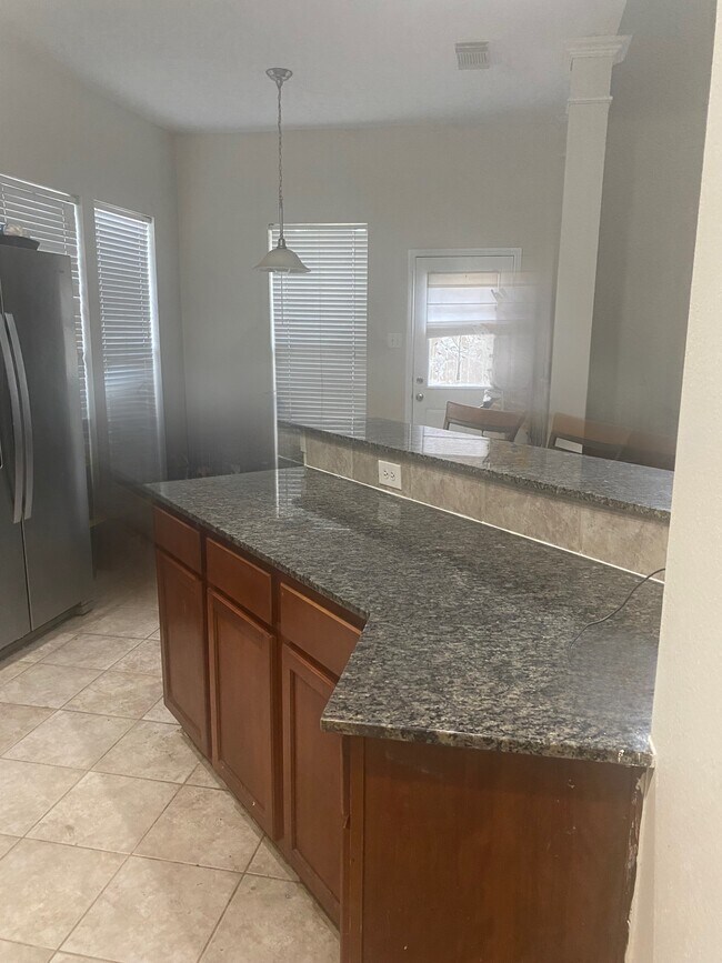 Building Photo - 10107 Olive Mount St