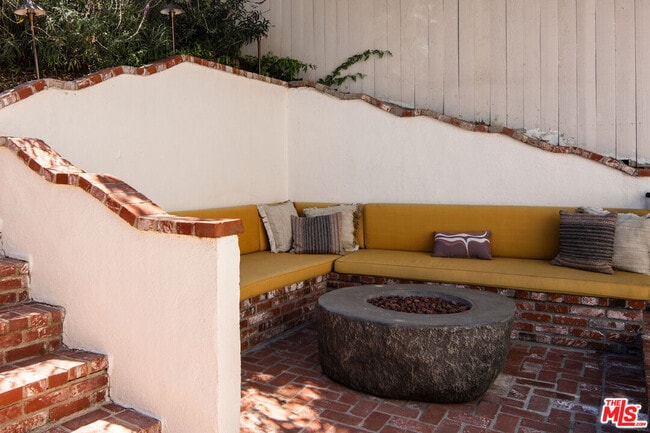 Building Photo - 2003 El Cerrito Pl