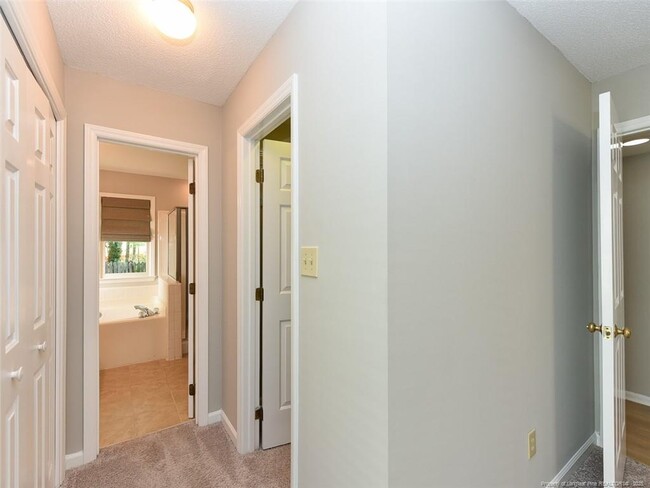 Building Photo - 4916 Royal Adelaide Way