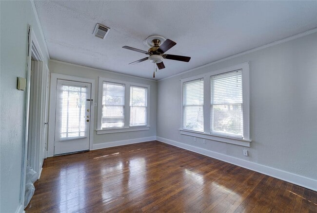 Building Photo - One side of Duplex Available- 2 Bedroom- 1 Bath Tudor Minutes from TCU- 76109