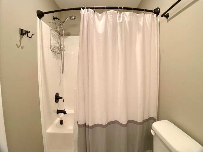 Building Photo - 364 Sam Houston Cir