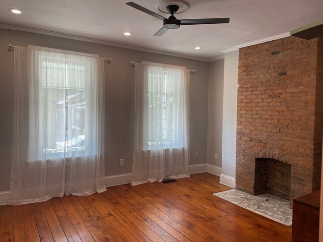 Building Photo - 946 Hunter Ave