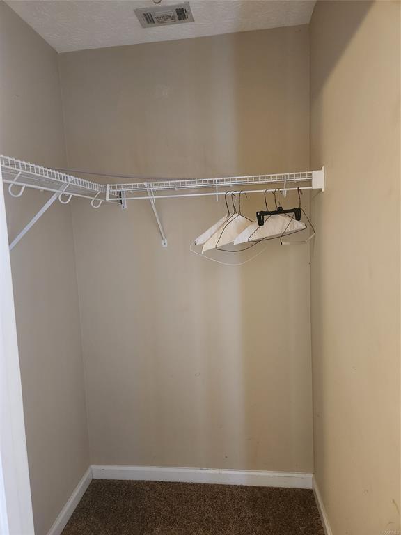 Building Photo - 812 Joan Ln