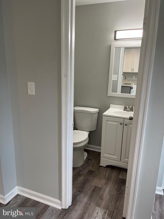 Building Photo - 10934 Mission Ridge Dr