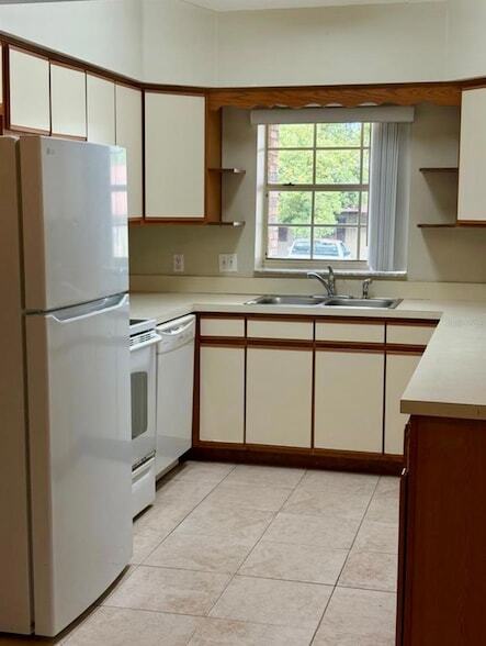 Building Photo - 58 Bougainvillea Dr