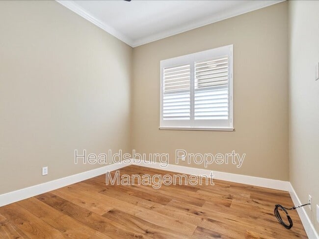 Building Photo - 1168 Mitchell Ln