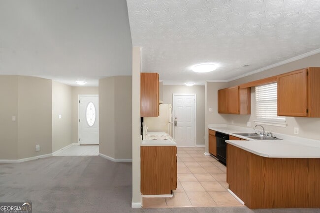 Building Photo - 123 Willow Springs Ln