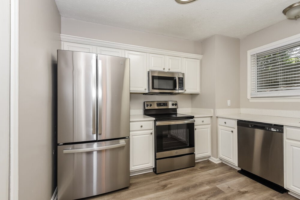 Building Photo - 10305 Virginia Pine Ln