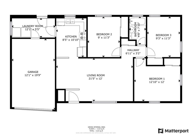 Building Photo - Great Three Bedroom, Close to Everything!