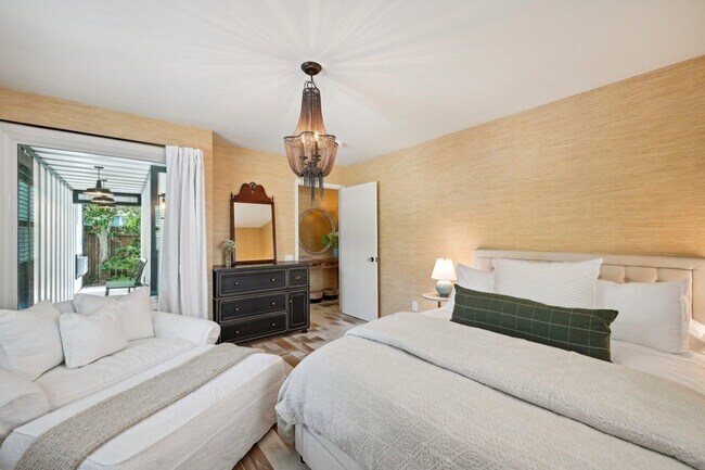 Building Photo - 2800 Tomahawk Ct