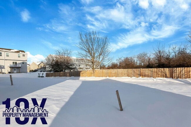 Building Photo - 3246 Mackinac Dr