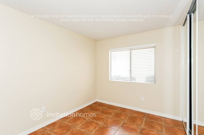 Building Photo - 2748 Condor Creek Ln
