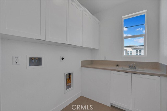 Building Photo - 27510 Elderberry Dr
