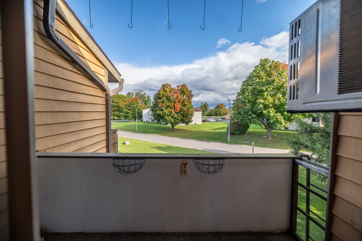 Building Photo - 489 Idlewood Blvd