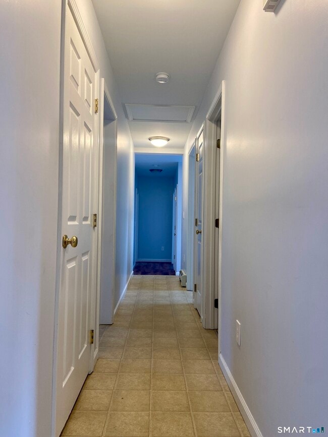 Building Photo - 185 Whitbeck Rd