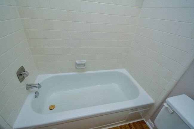 Building Photo - 1910 Crosscoach Ln