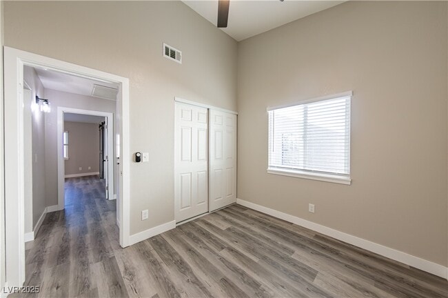 Building Photo - 517 Crony Ave