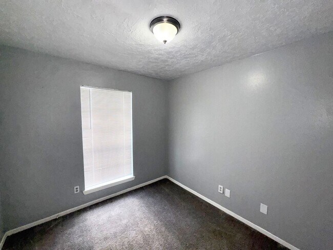 Building Photo - 4806 Ripple Creek Dr