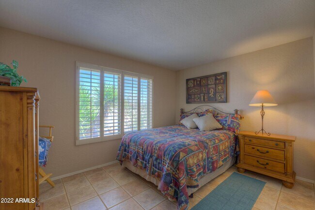 Building Photo - 35714 7th Ave