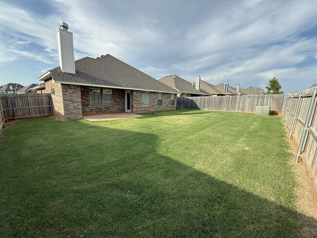 Building Photo - 3340 NW 187th Terrace