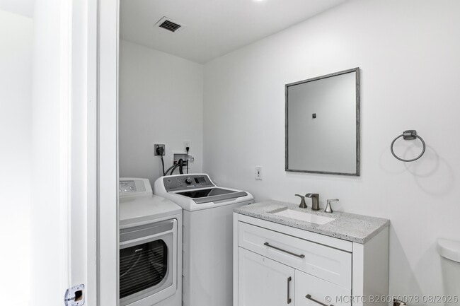 Building Photo - 106 Auburn Dr