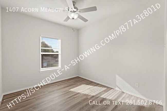 Building Photo - 1407 Acorn Mdw St