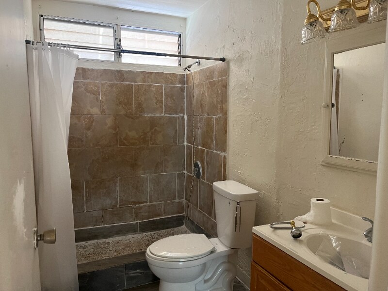 Building Photo - 87-153-153 Helelua St