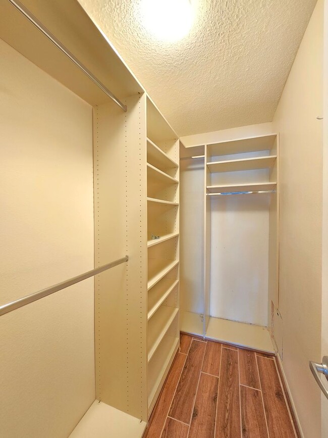 Building Photo - For Rent – 2 Bedroom | 1.5 Bathroom Townho...