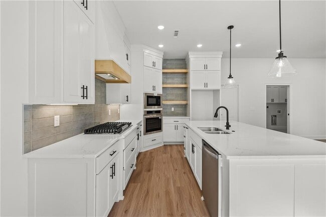 Building Photo - 1821 Peacock Rd