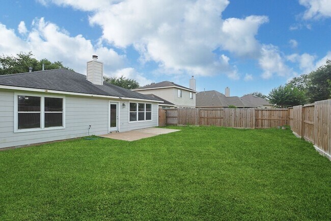 Building Photo - 9318 Castlegap Dr