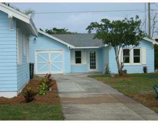 Building Photo - 415 Greenbriar Dr