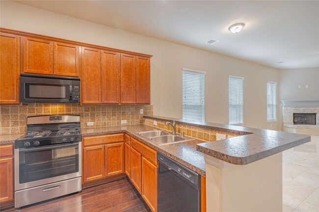 Building Photo - 28514 Lockeridge Springs Dr
