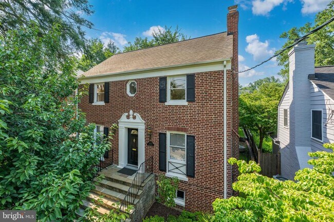 Primary Photo - 4714 Upton St NW