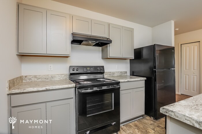 Building Photo - 157 Foxford Dr