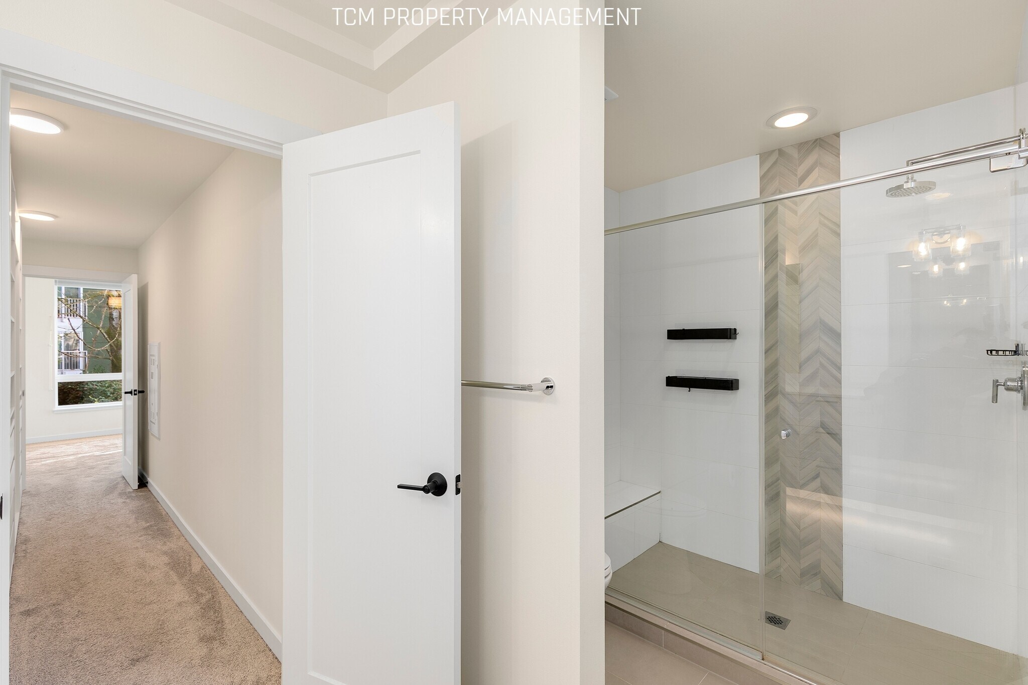 Building Photo - 2024E NE 85th St