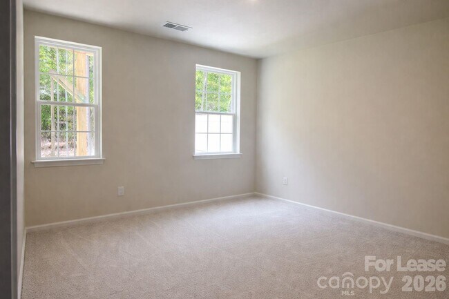 Building Photo - 1115 Bandon Dr