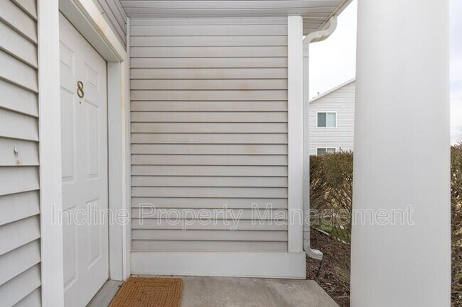 Building Photo - 2485 450 S