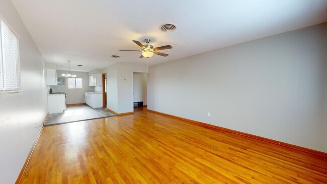 Building Photo - 7405 Marlborough Ave