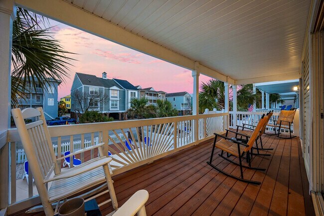 Building Photo - 111A S Yaupon Dr