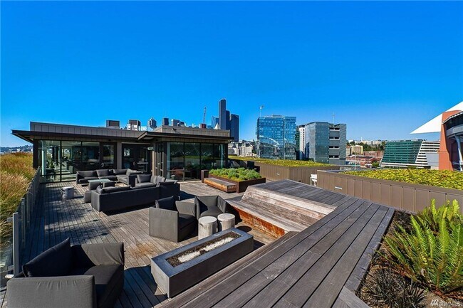 Building Photo - Gridiron - New Waterfront Condo - Downtown...