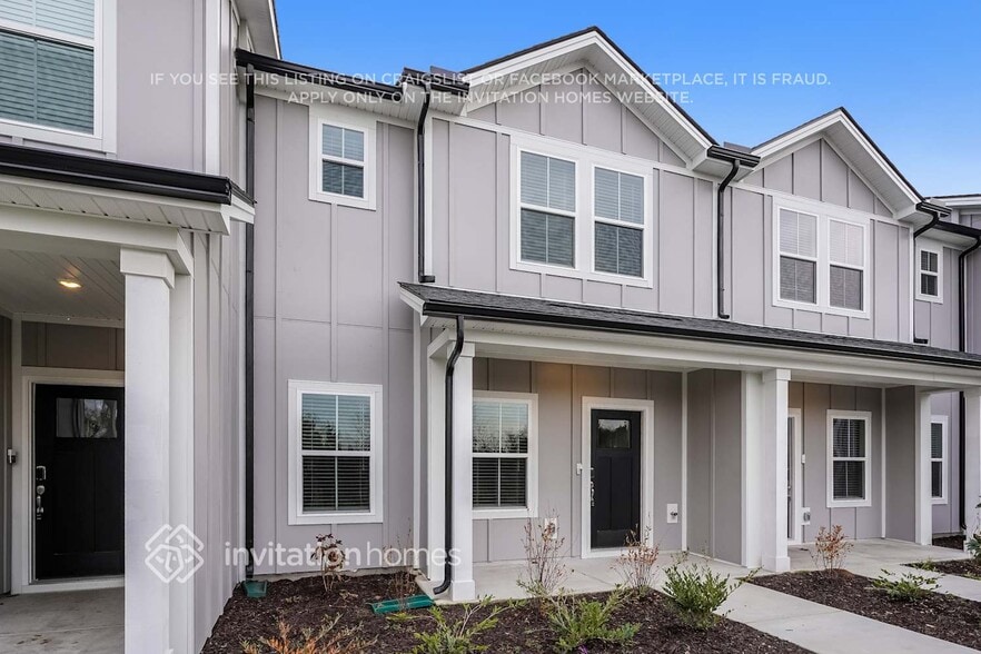 Building Photo - 112 Maybrook Dr