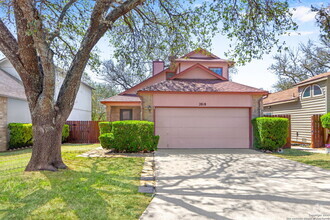 Building Photo - "Charming 4-Bed Retreat with Scenic Views ...