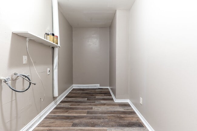 Building Photo - Spacious 4-Bedroom Home with Modern Updates and a Big Yard