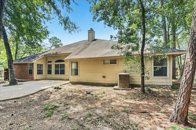 Building Photo - 5 Paddock Pines Pl