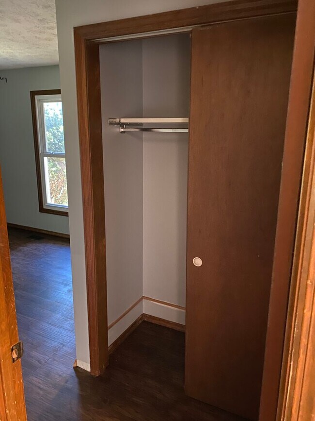 Building Photo - 1612 E Harrison St