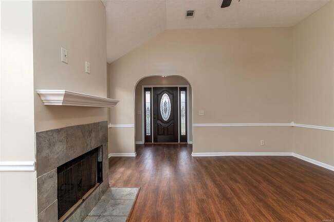 Building Photo - 1818 Cotton Blossom Way