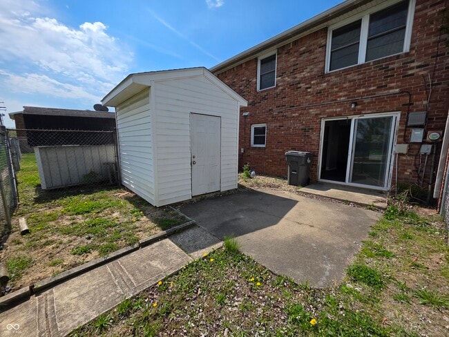 Building Photo - 3829 Biscayne Rd