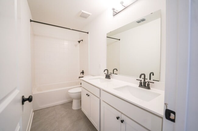 Building Photo - Coming Available!